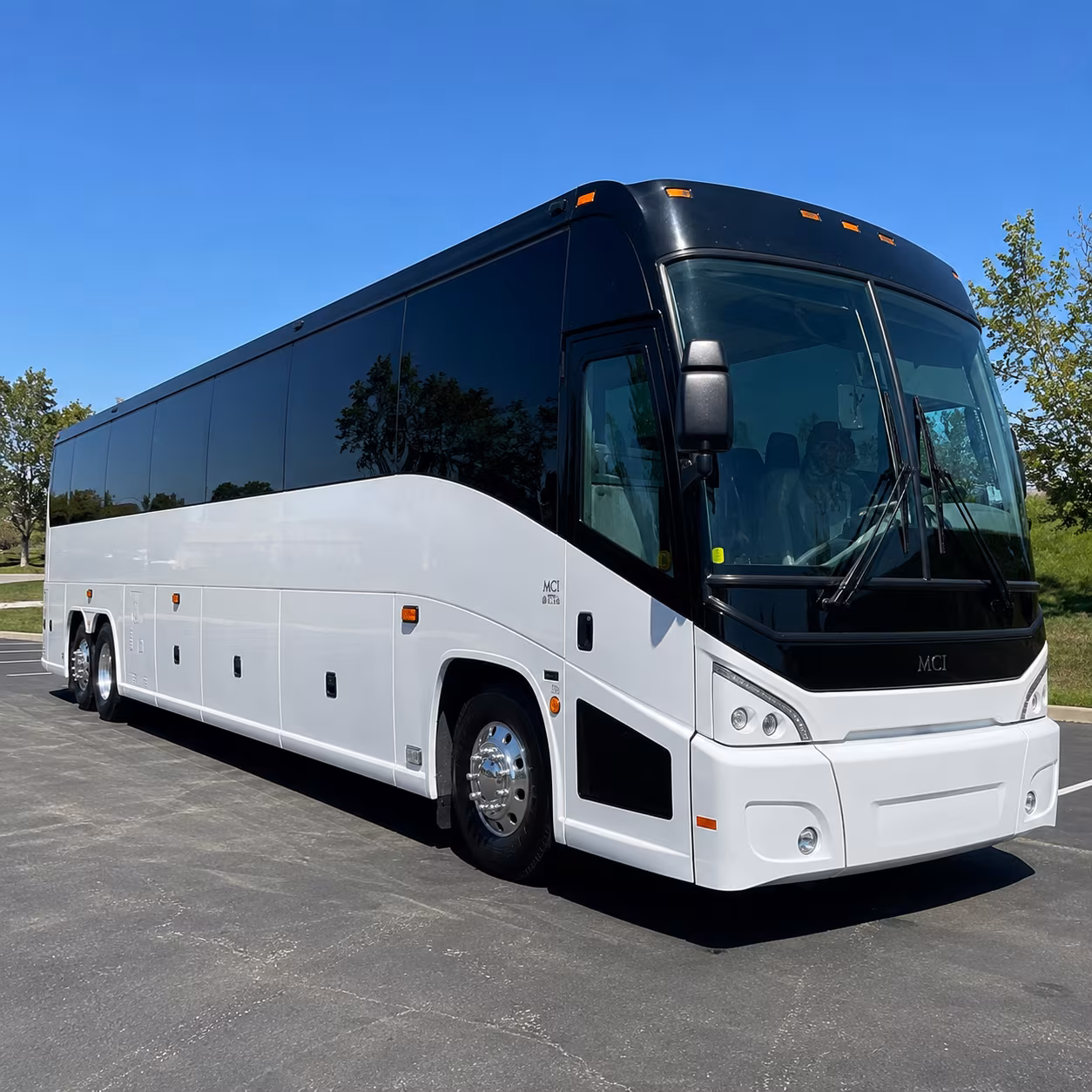 whatever your group size there s an airport shuttle bus ready in hoover